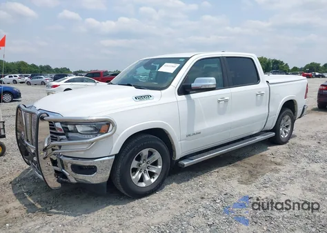 2019 Ram 1500 Laramie 4X2 5'7 Box z USA, uszkodzony, nr VIN 1C6RREJT6KN838582